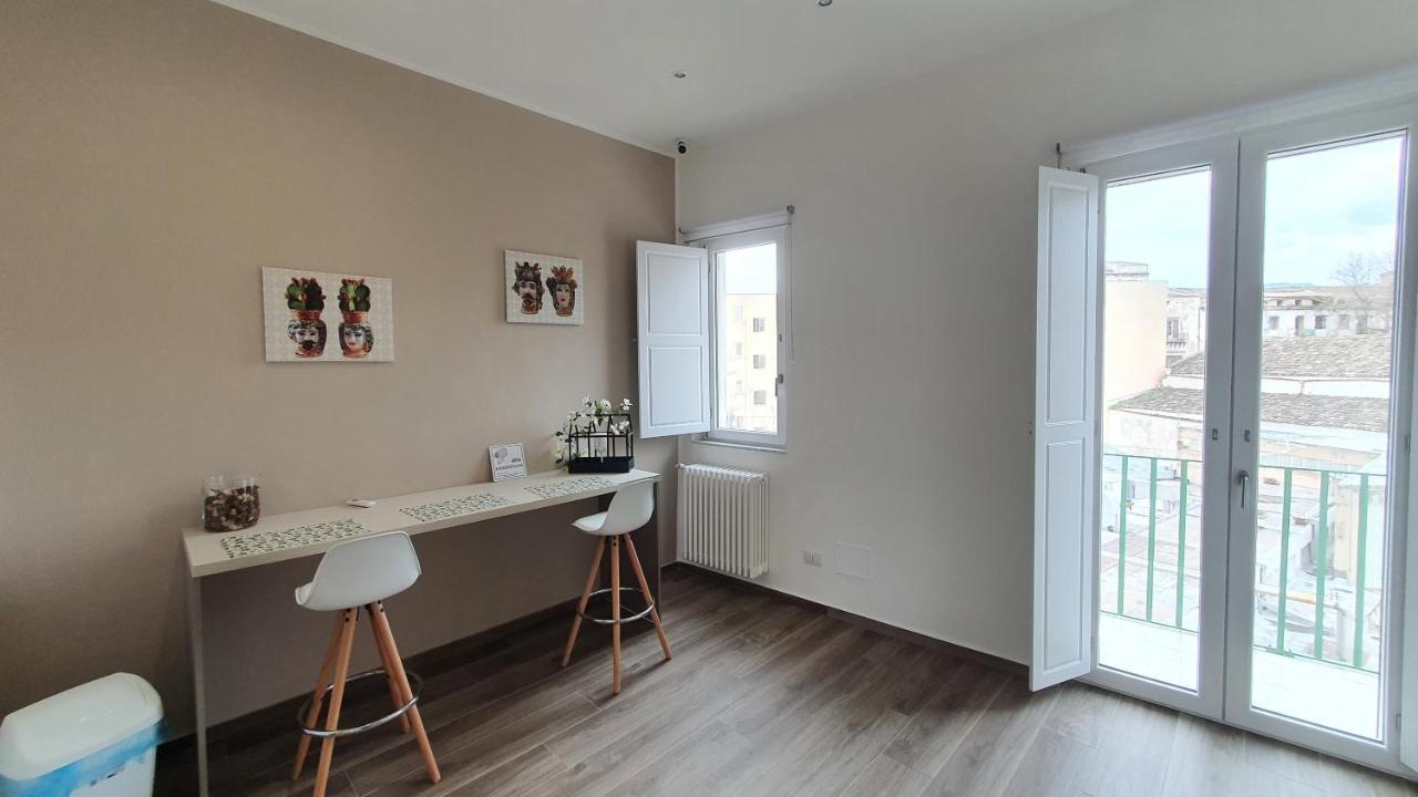 Garibaldi Rooms 29 - Piazza Marina A Palermo - In Pieno Centro. Екстер'єр фото