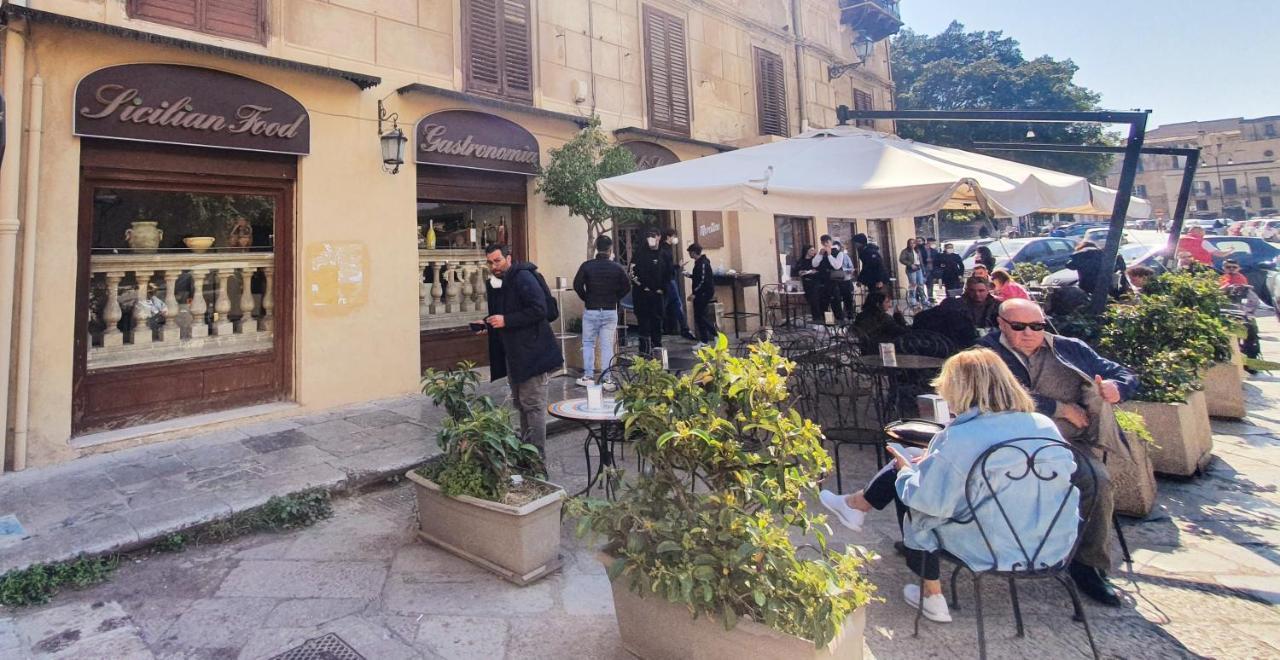 Garibaldi Rooms 29 - Piazza Marina A Palermo - In Pieno Centro. Екстер'єр фото