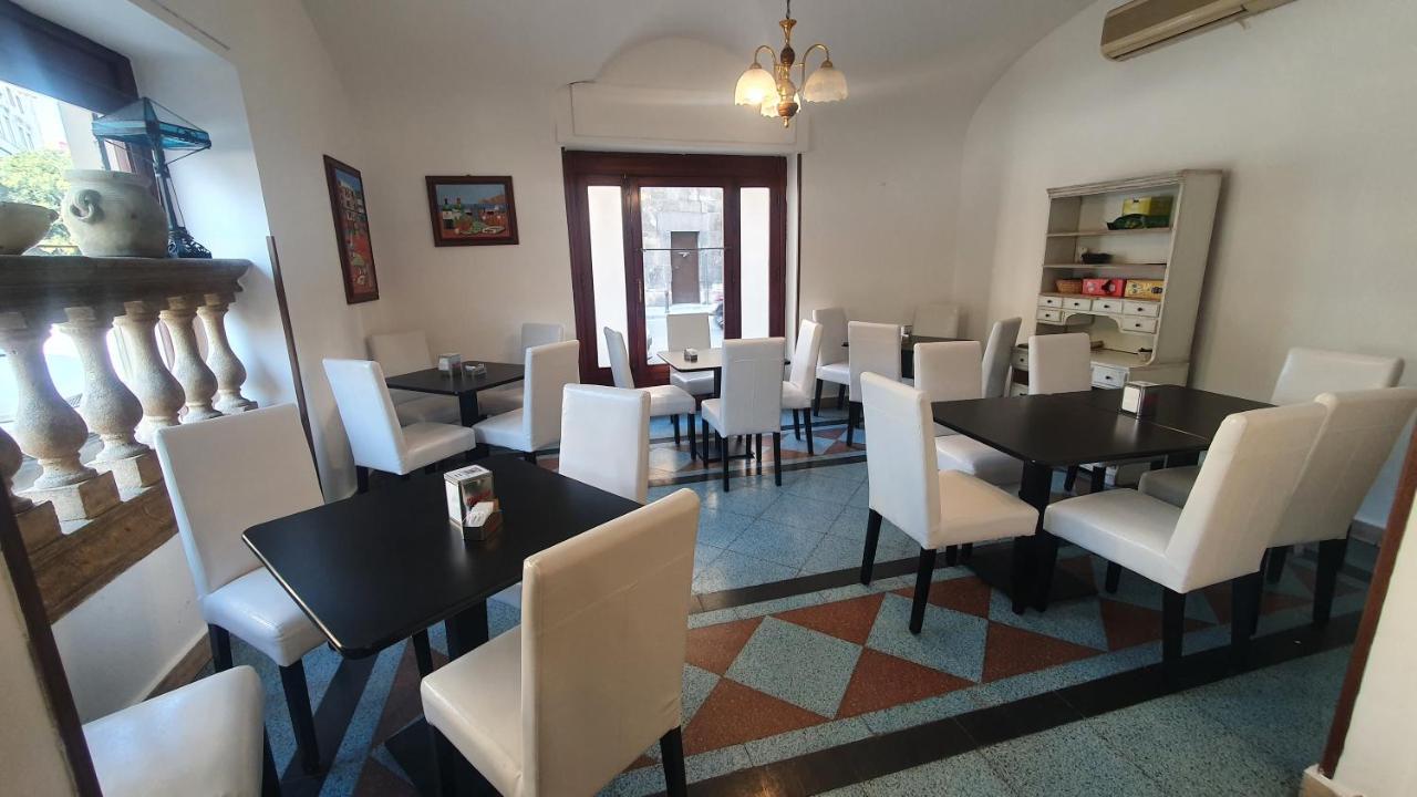 Garibaldi Rooms 29 - Piazza Marina A Palermo - In Pieno Centro. Екстер'єр фото